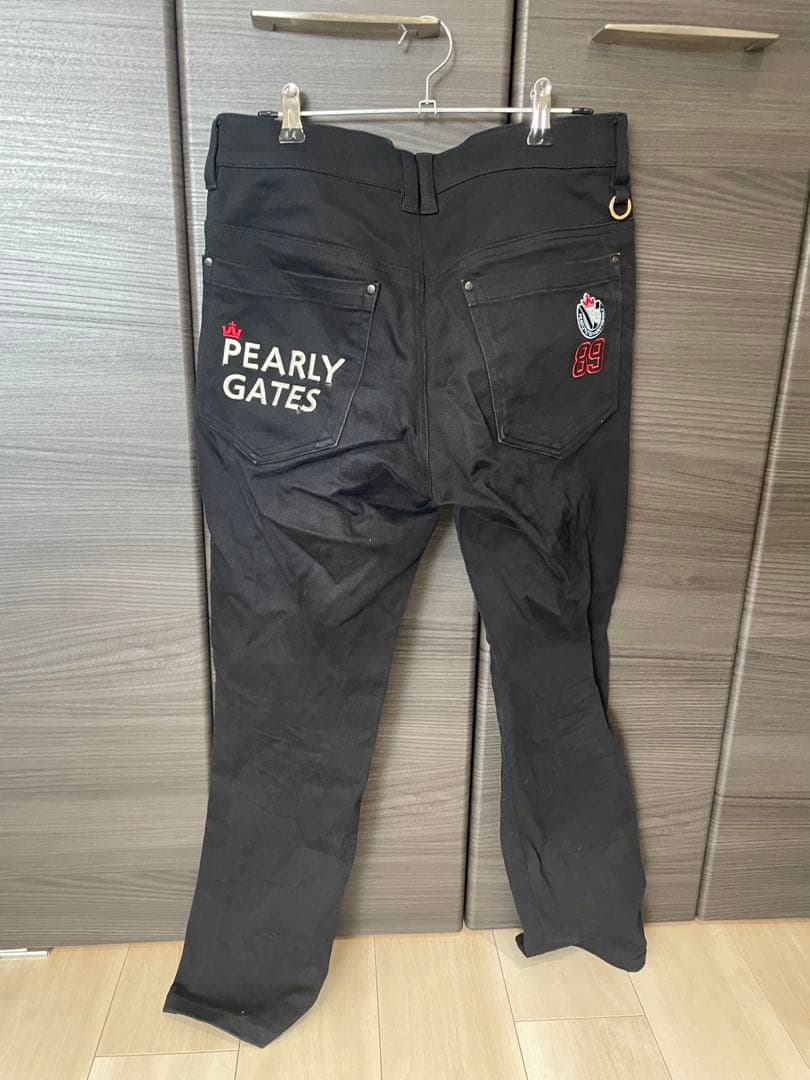 PEARLY GATES ブラックパンツ