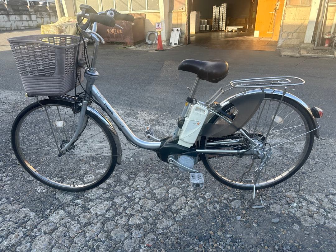 電動アシスト自転車 シティタイプ シルバー