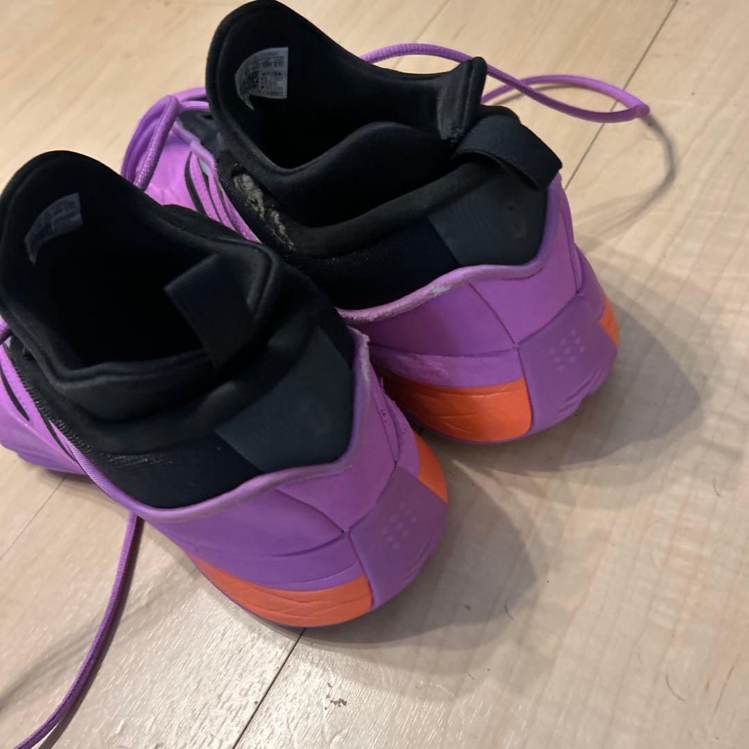 adidas デイム9