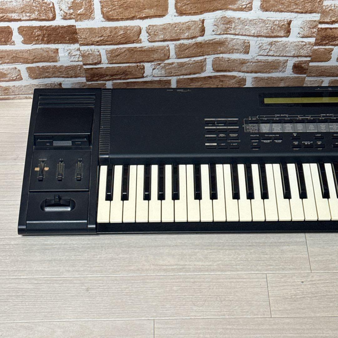 Roland XP-50 シンセサイザー 61鍵 通電確認のみ 現状品