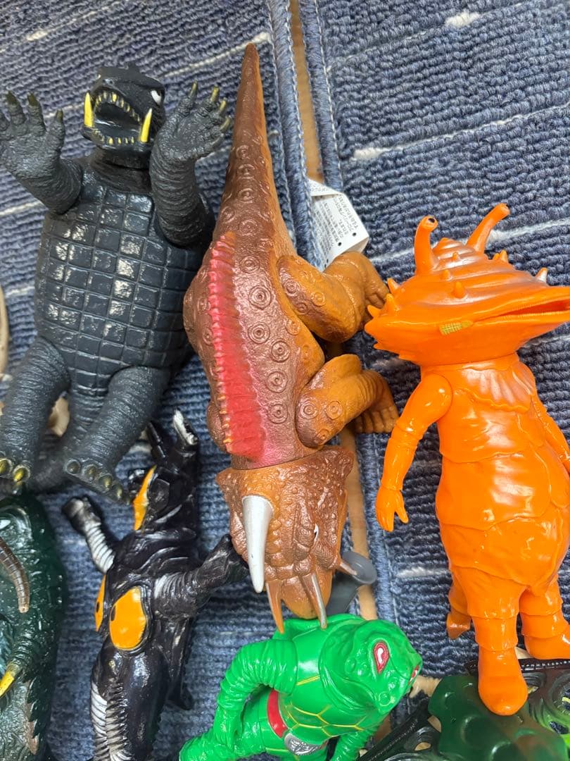 怪獣フィギュア 15体セット