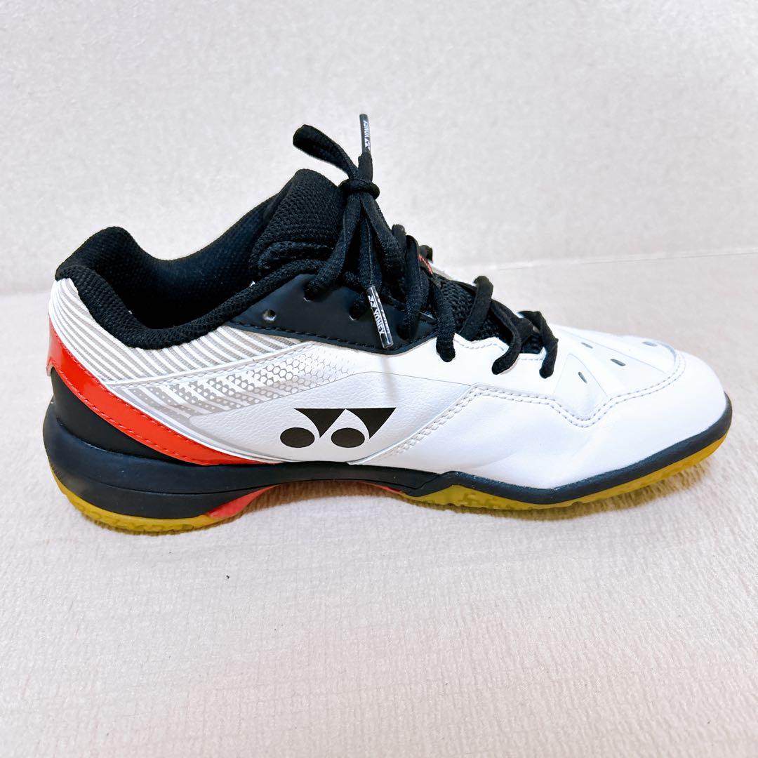 ✨未使用級✨ 【YONEX】 ヨネックス バドミントンPOWER CUSHION