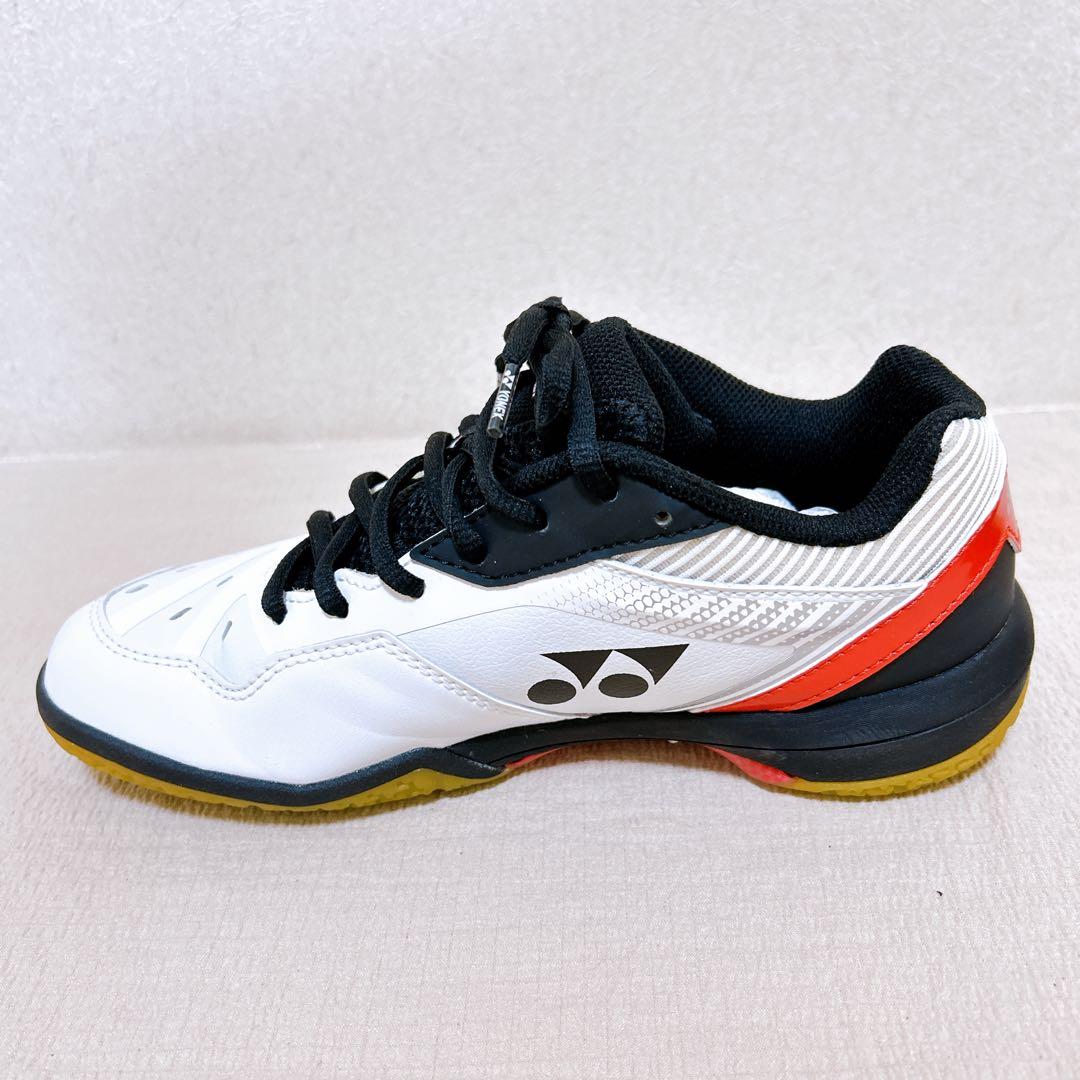 ✨未使用級✨ 【YONEX】 ヨネックス バドミントンPOWER CUSHION