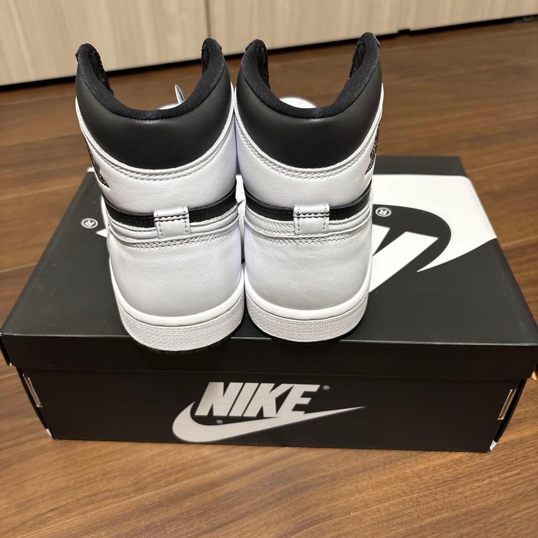 NIKE エアジョーダン1 ブラック&ホワイト