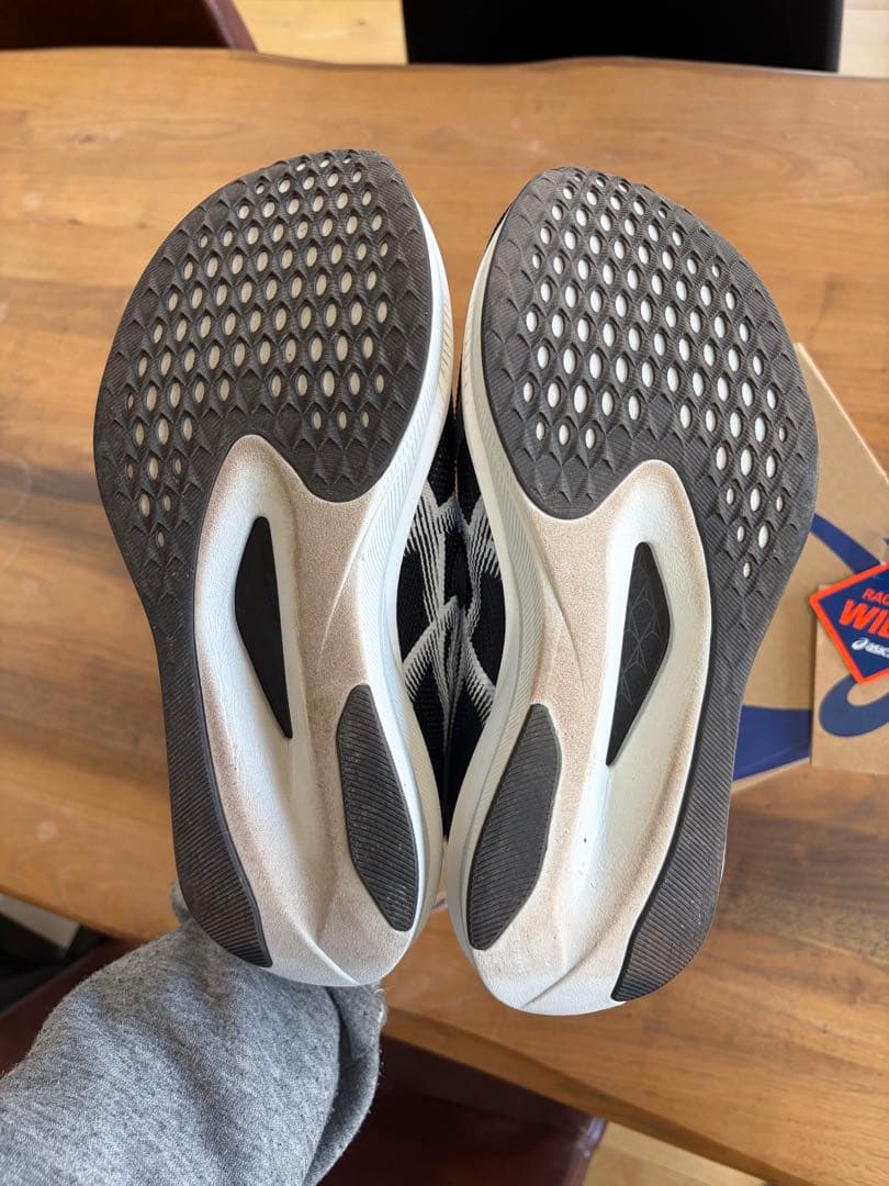 ASICS マジックスピード5ワイド ランニングシューズ 26.5