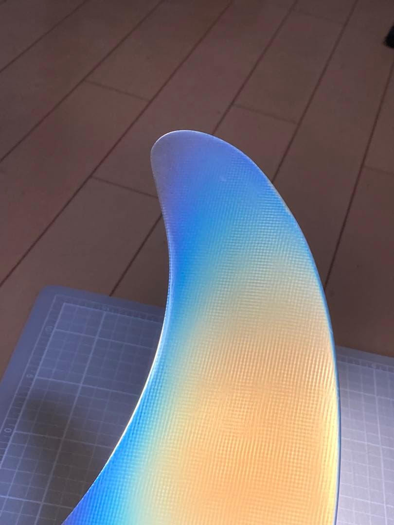 美品　Fluid Foils Dolphin Fin 9.0 スモーク