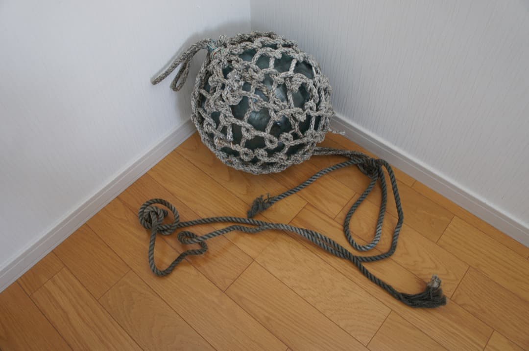 装飾用ガラス浮き ネット付き（30cm）