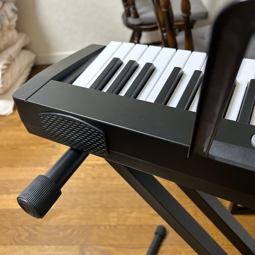 美品！RiZKiZ 61鍵キーボード スリムスタンド・譜面立て付き送料込みです。