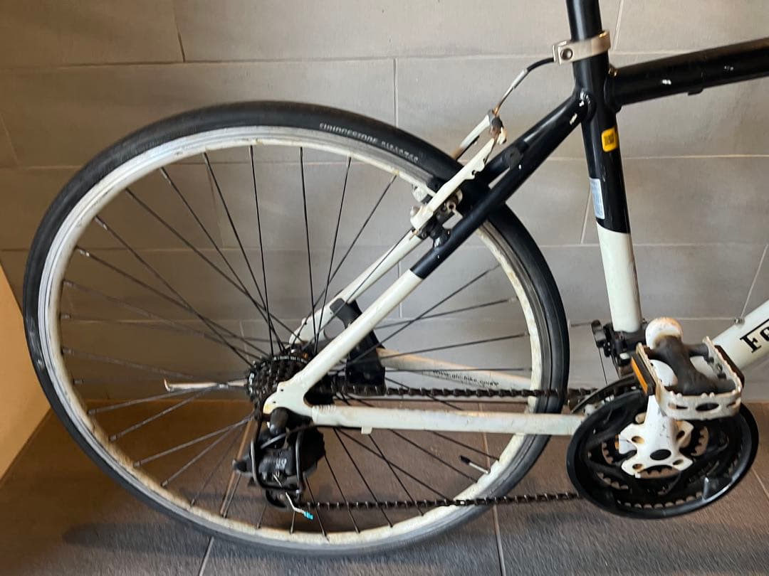 【東京近郊受渡希望】クロスバイク　フェラーリ　軽量車体　即乗可能