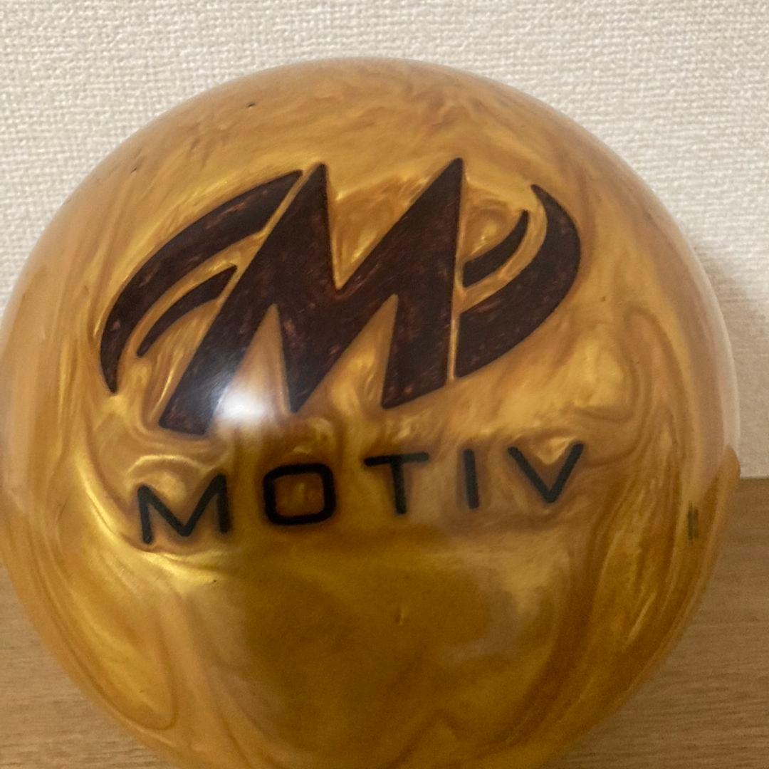 ◆人気◆ MOTIV モーティブ ラプター・ラッシュ 15ポンド ボウリング