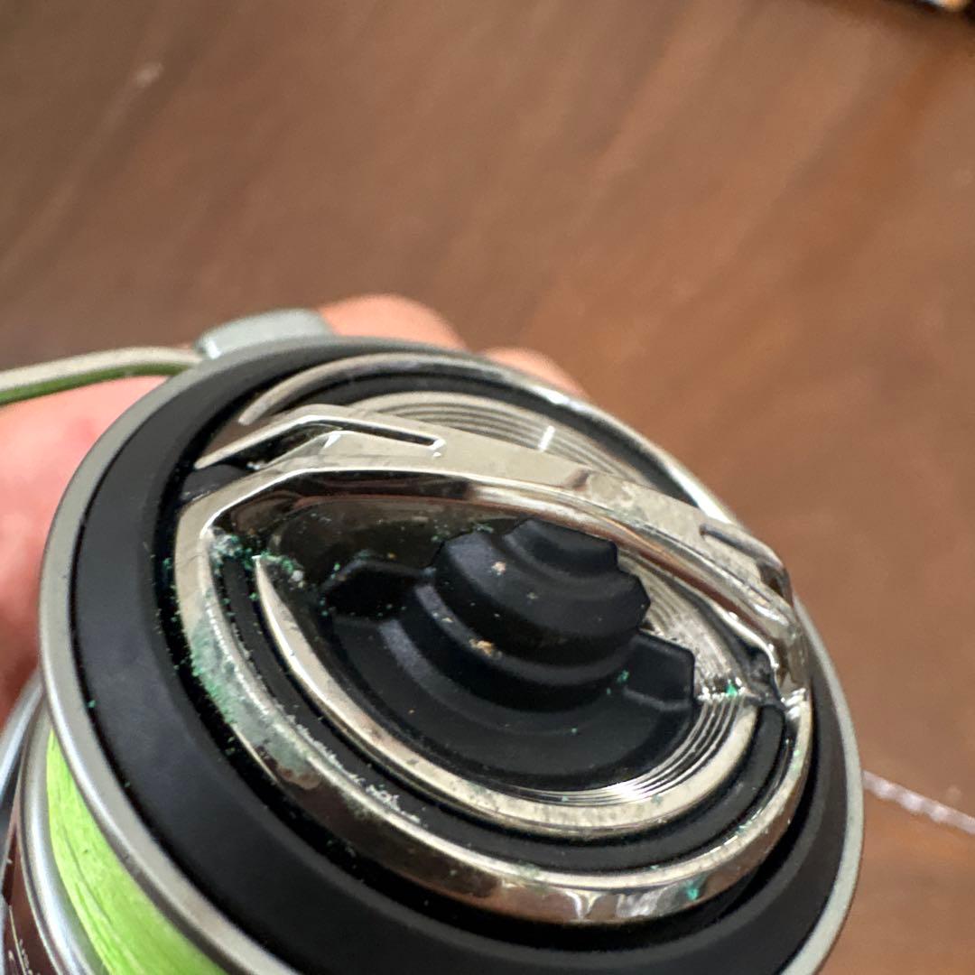 Shimano NASCI スピニングリール シルバー c2000shg