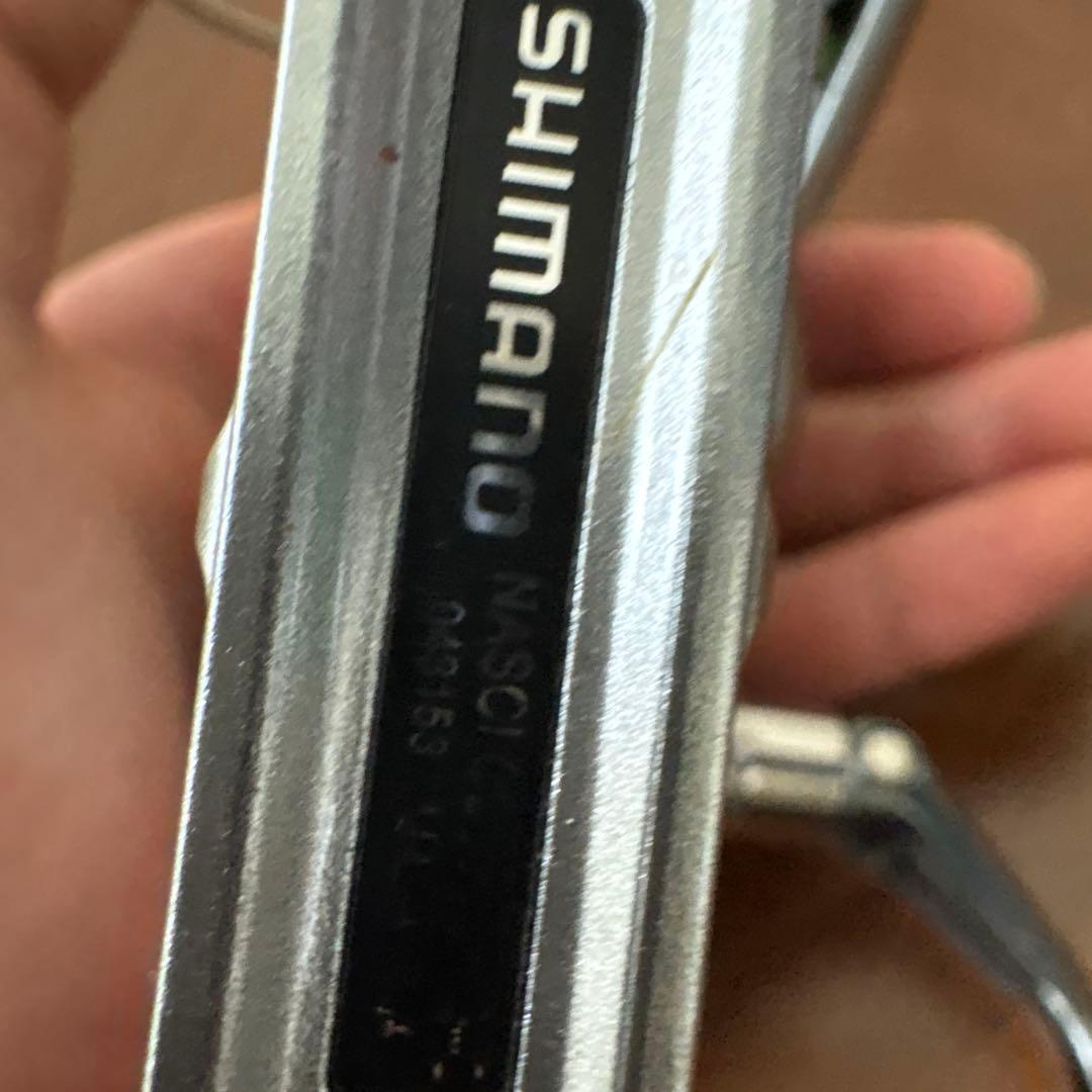Shimano NASCI スピニングリール シルバー c2000shg