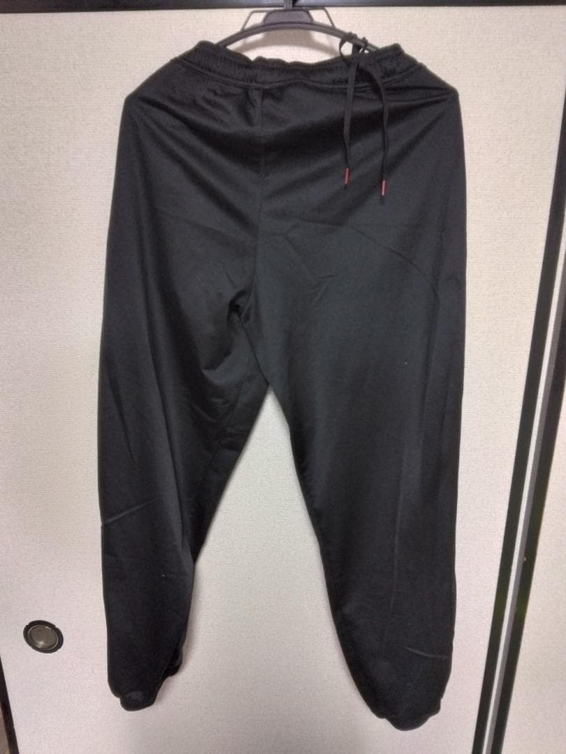サッカー　ジャージ上下　　ACミラン　adidas正規品