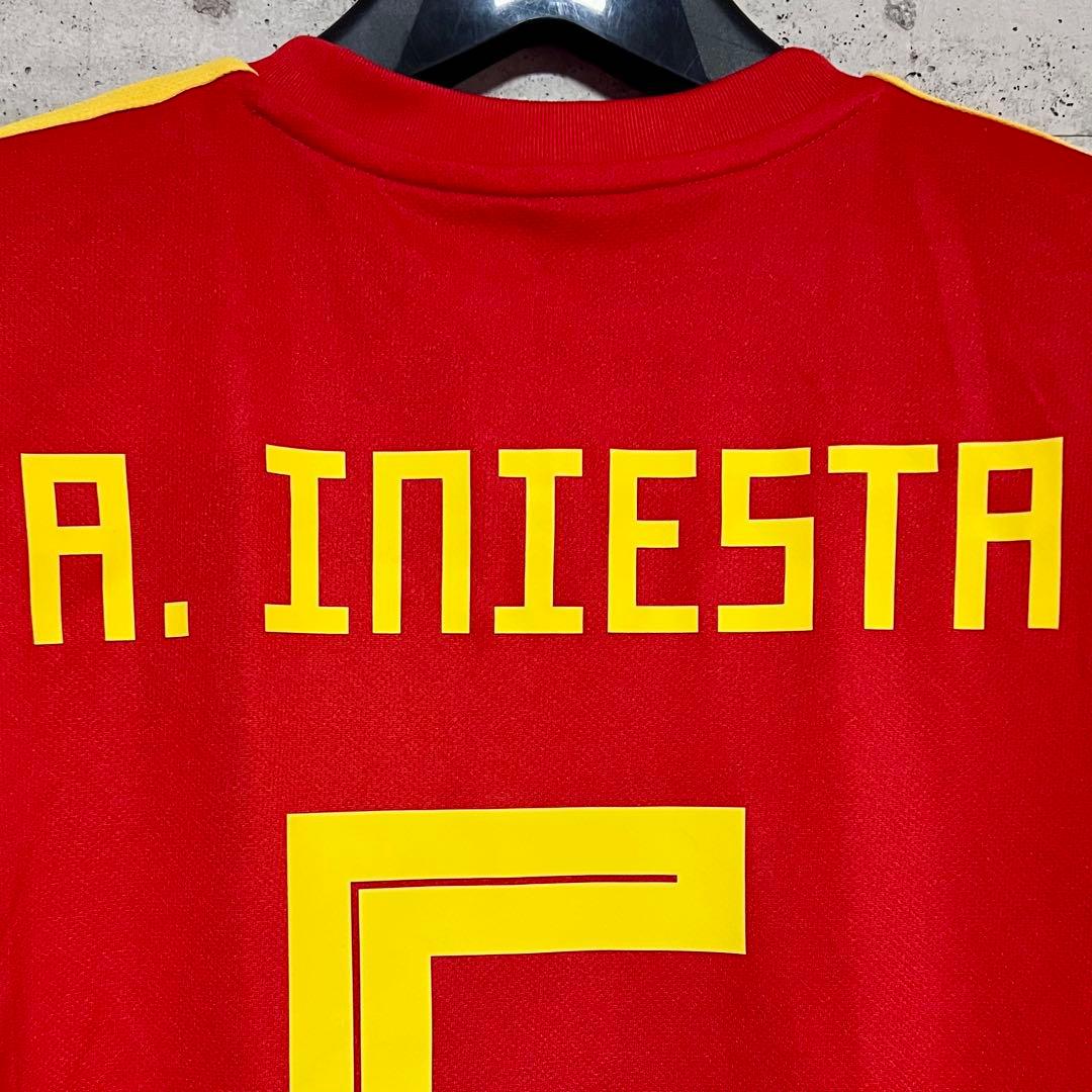 【新品/タグ付き】2018ロシアW杯 スペイン代表 ♯6 イニエスタ【Lサイズ】