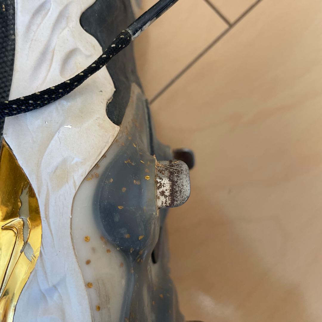 Nike React スパイク ブラック/ゴールド