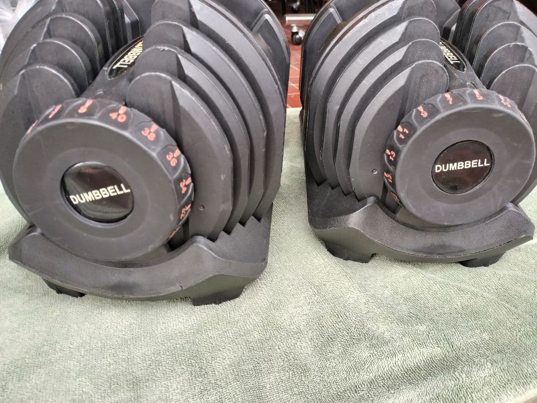 DUMBBELL 可変式ダンベル 最大40kg 片側A