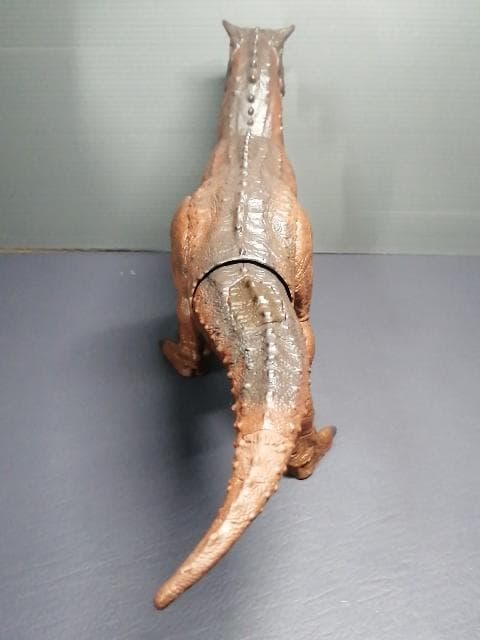 マテル スーパーアクション! カルノタウルス ブル 全長40cm 可動フィギュア