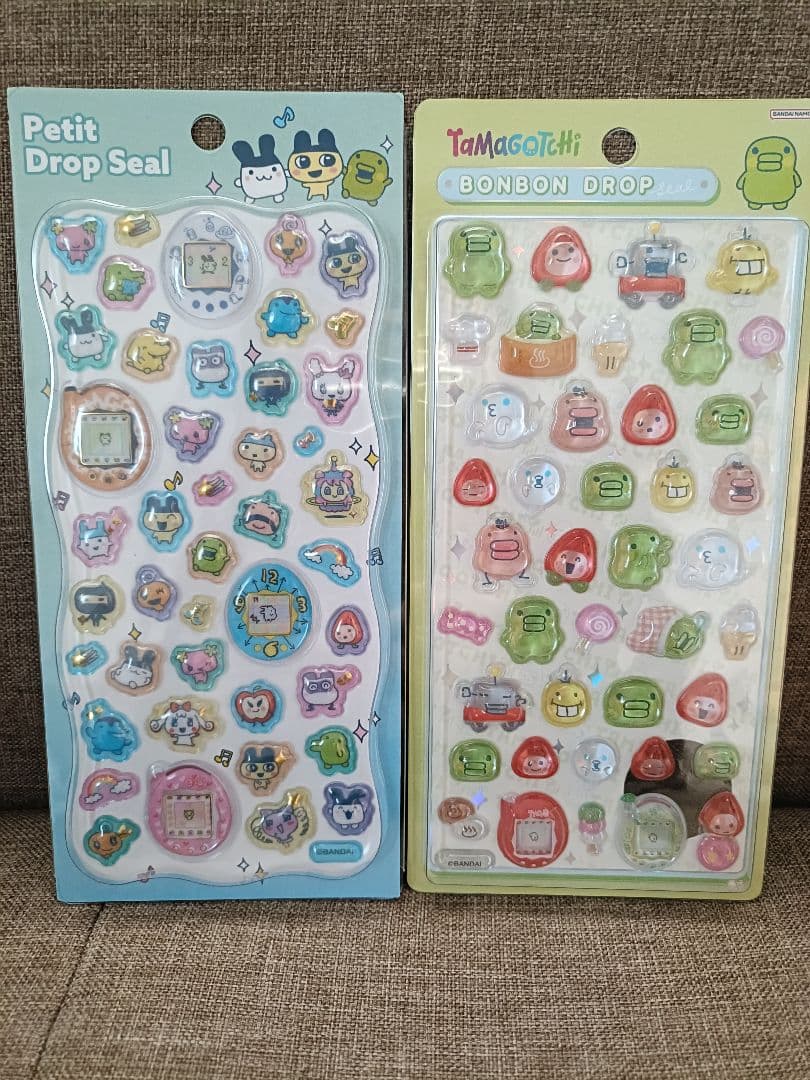 【正規品】ボンボンドロップシール　タイルシールサンリオ　たまごっち　しずくちゃん