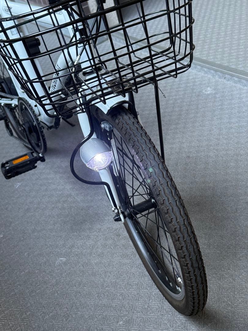 限定地域格安お届け！DASK206 オシャレ電動アシスト自転車 白 新品同様☆
