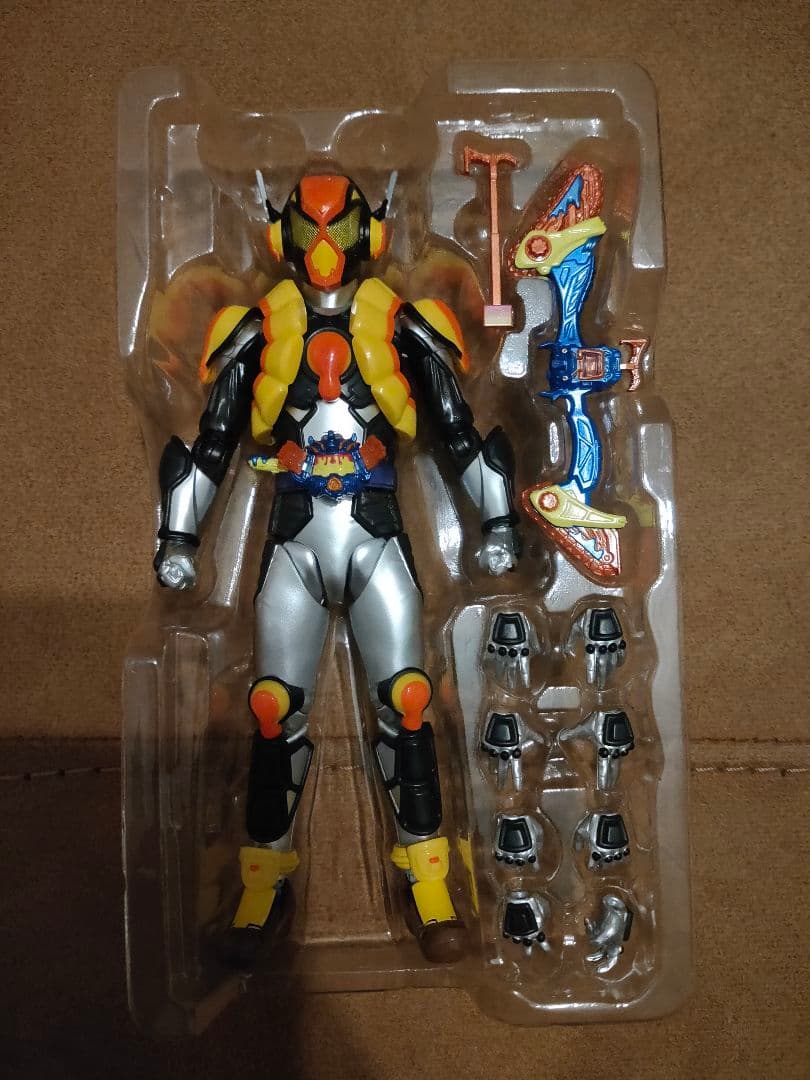 「美品」プレミアムバンダイ限定 仮面ライダーヴラム プリンカスタム