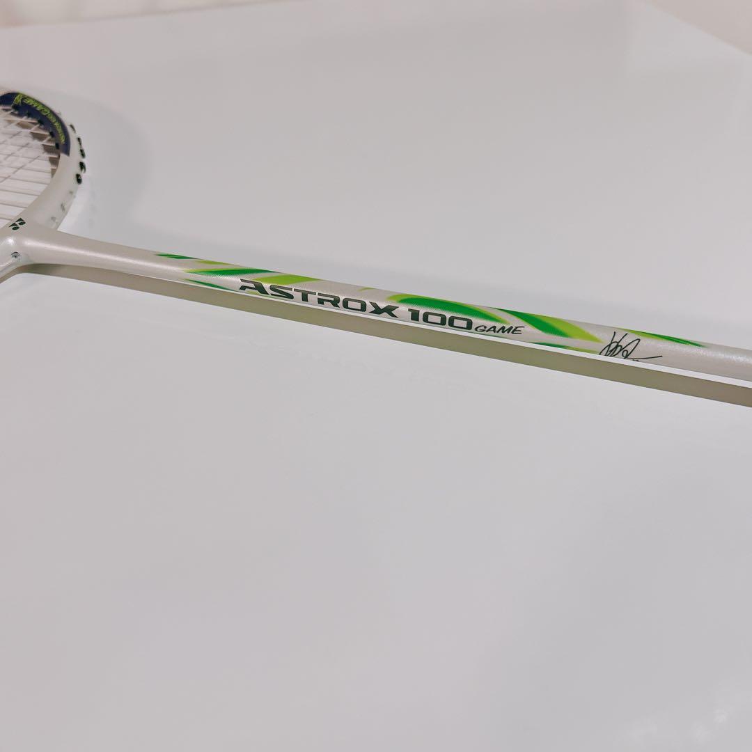 YONEX AX100GVA GRBE 4U6 バドミントンラケット