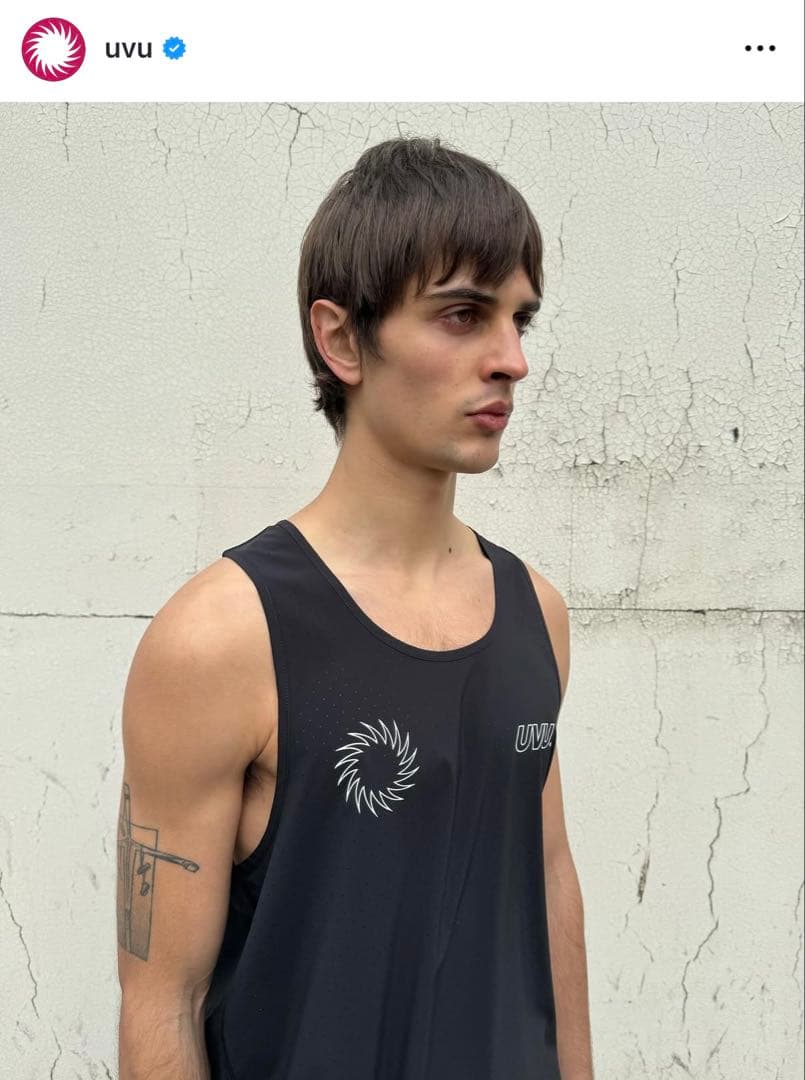 ウォーキング・ランニングウェア UVU Club Singlet Black