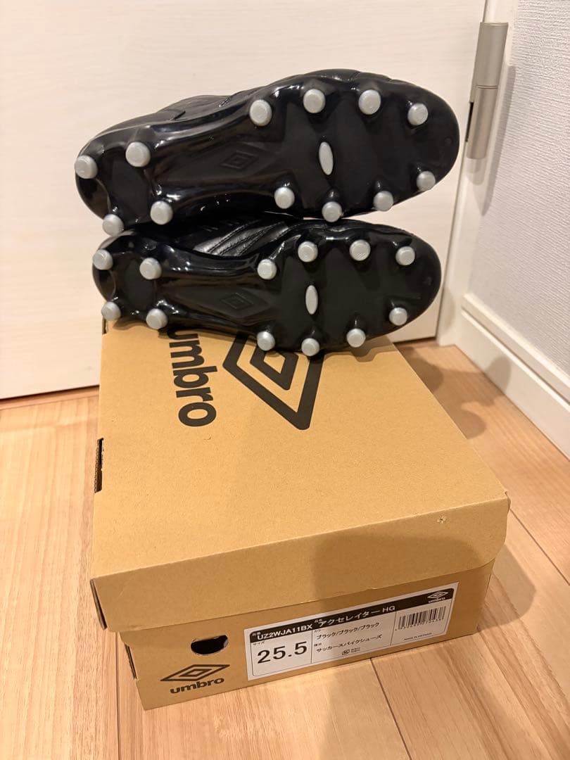 レフェリー　umbro ブラック スパイクシューズ 25.5cm アンブロ