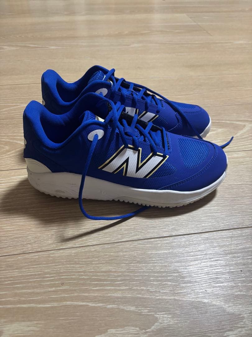New Balance トレーニングシューズ 青