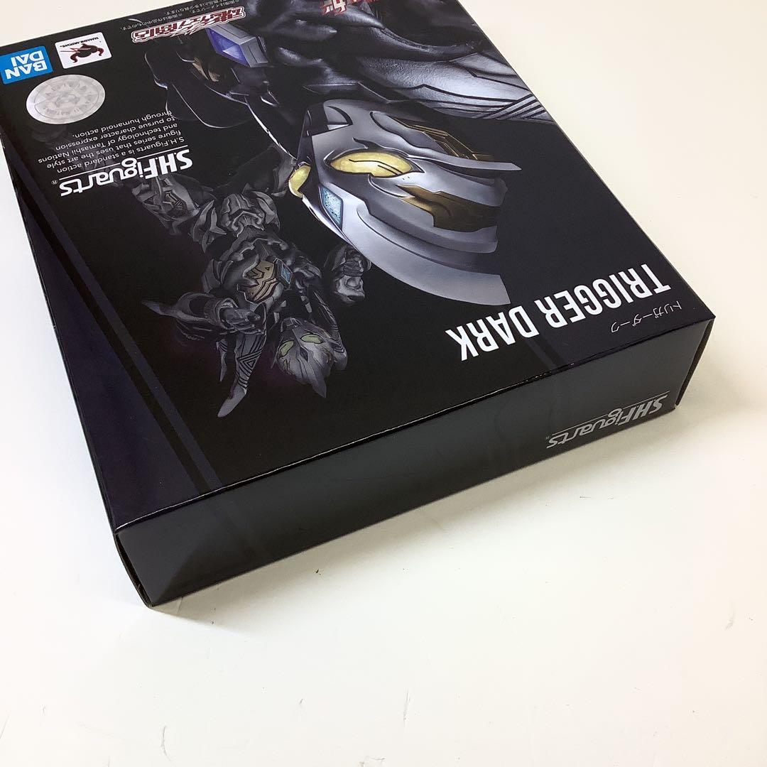 S.H.Figuarts トリガーダーク　①30-0402-16