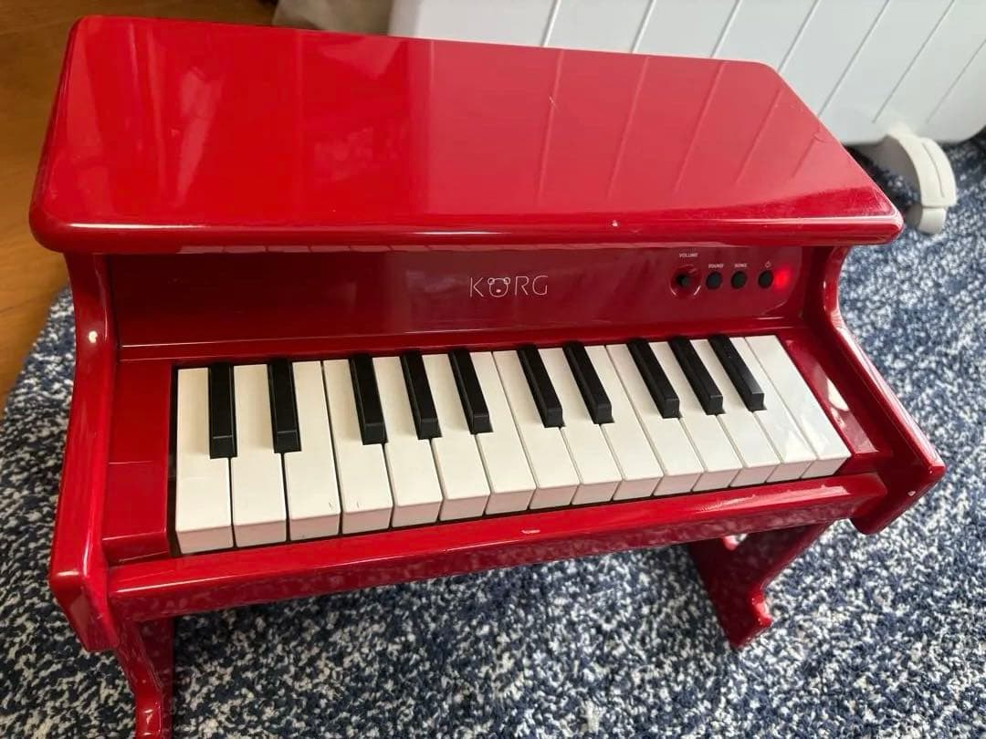 KORG 赤いミニピアノ ドラム付き