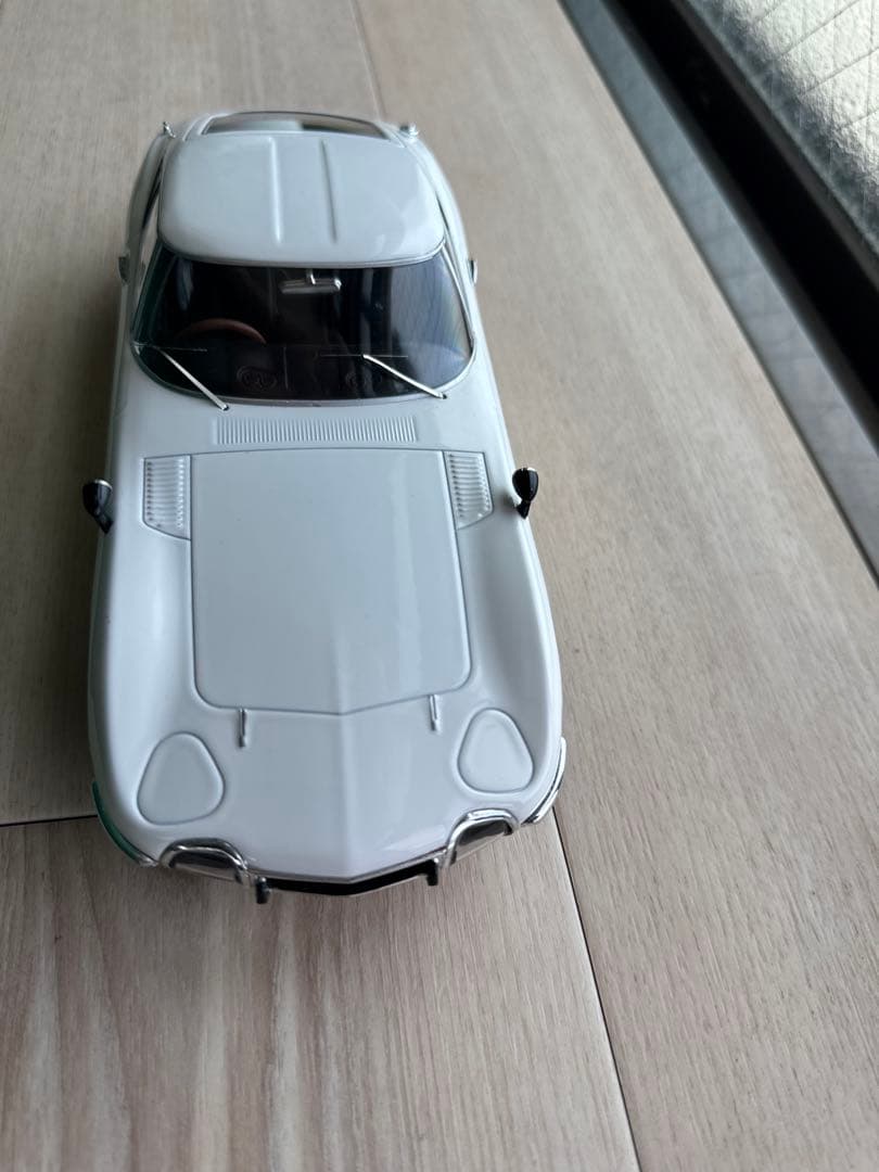 トヨタ2000GT 1/18