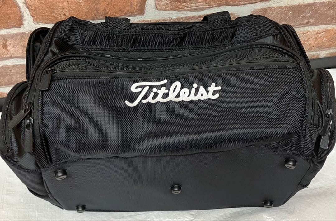 タイトリスト　TITLEIST ゴルフバッグ　ボストンバッグ　ダッフルバッグ　黒