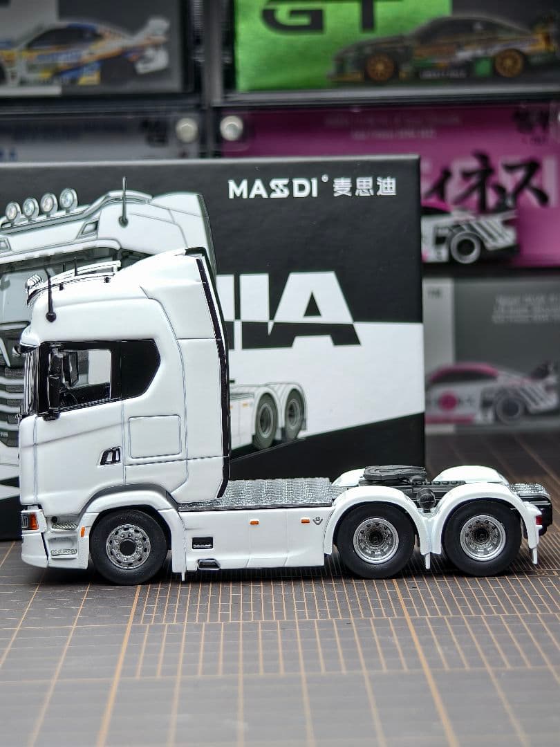1/64 MASDI スカニア 770S トラクターヘッド ホワイト