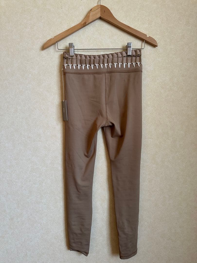 XXIV ACTIVE トップ　レギンス　セット　クロシェット　crochet