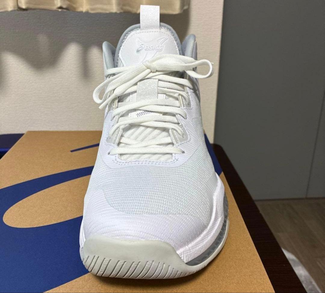 asics バスケットボールシューズ ノヴァサージ3 ホワイト　グレー