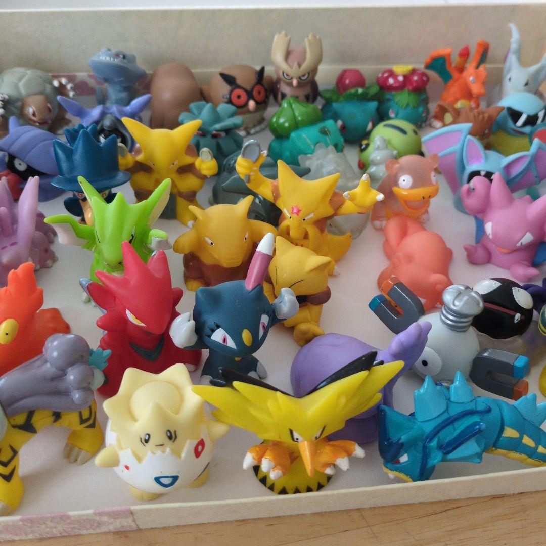 ポケモン フィギュア 　指人形セット 56個＋ミュウツーフィギュア　平成
