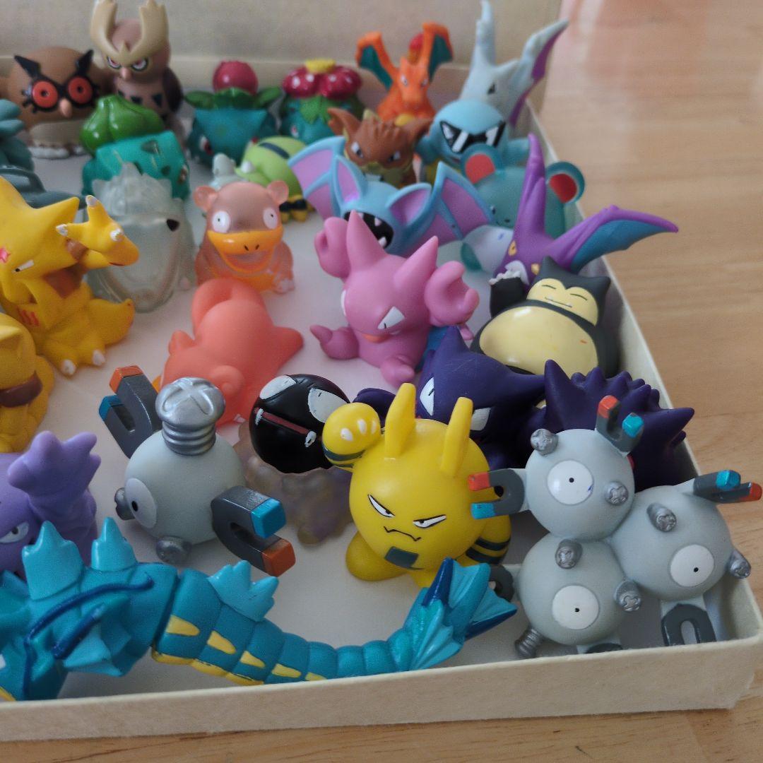ポケモン フィギュア 　指人形セット 56個＋ミュウツーフィギュア　平成