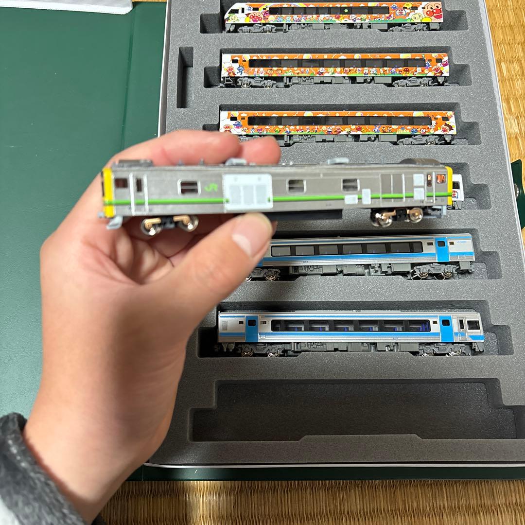 四国2000系アンパンマン列車　nゲージ　➕1両