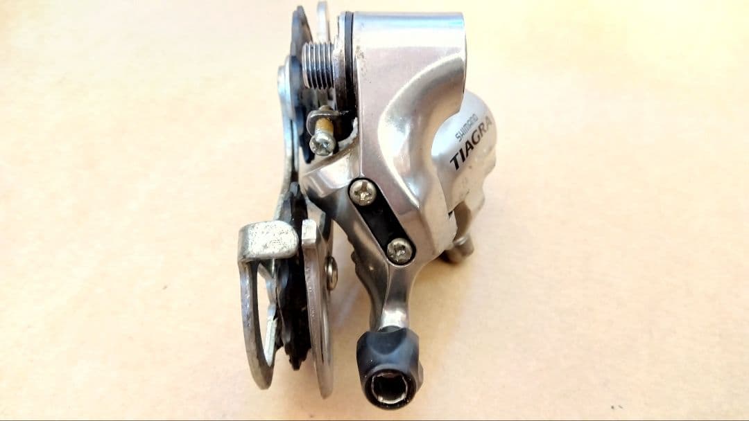 SHIMANO 105 & TIAGRA コンポーネントセット