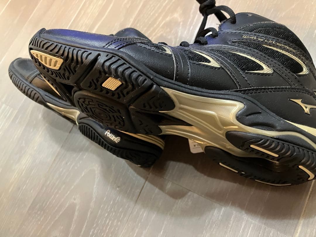 Mizuno フィットネスシューズ　ブラック ハイカット　レディース23cm