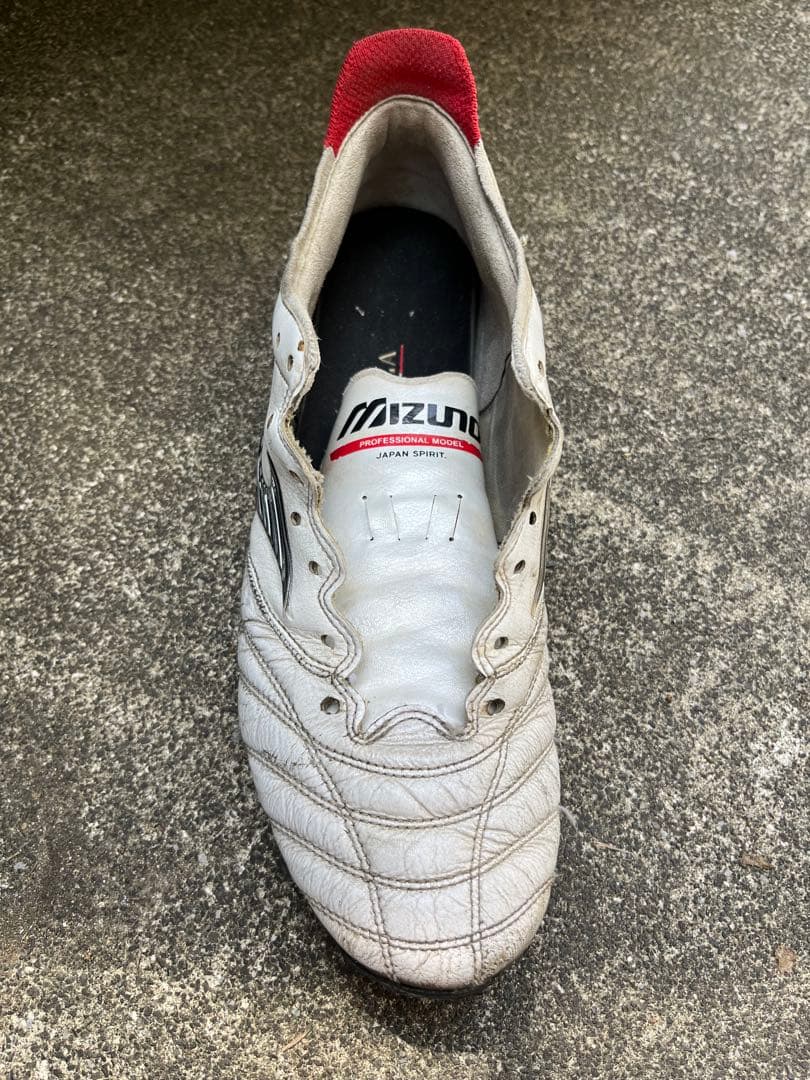 Mizuno モレリア　ネオ　4
