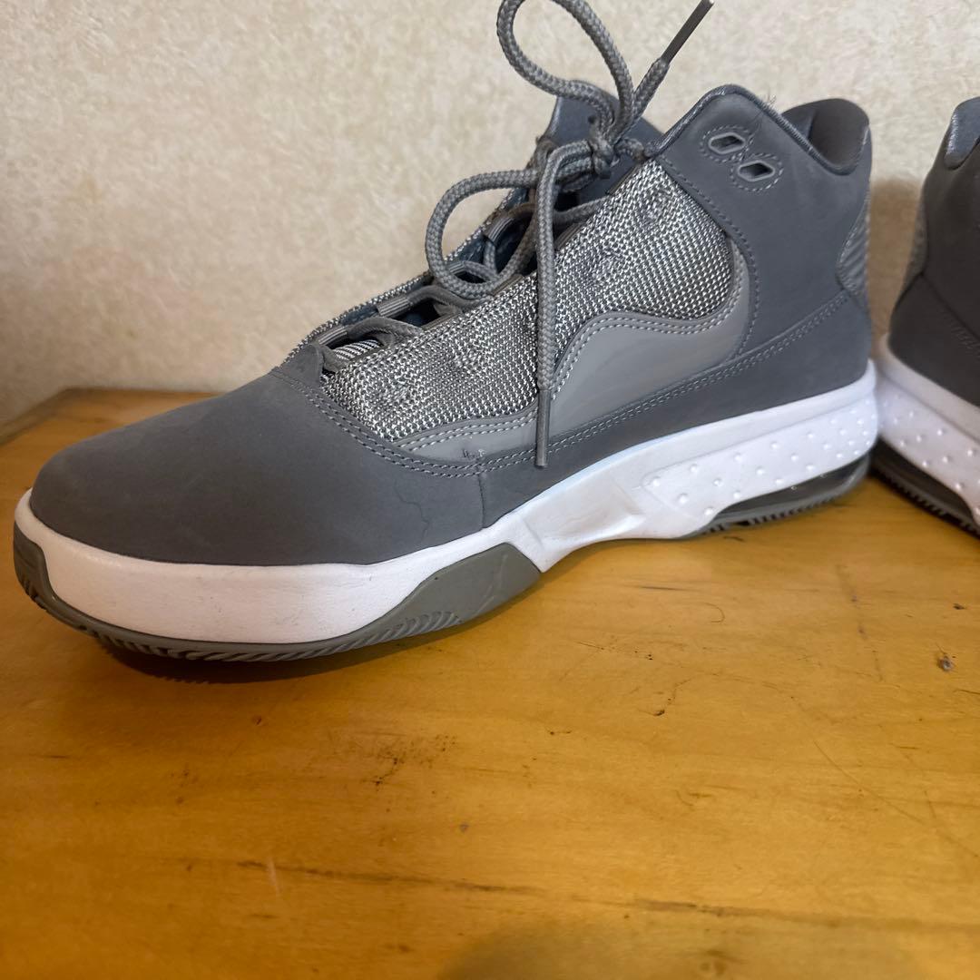 JORDAN MAX AURA 2 ジョーダン マックス オーラ 2