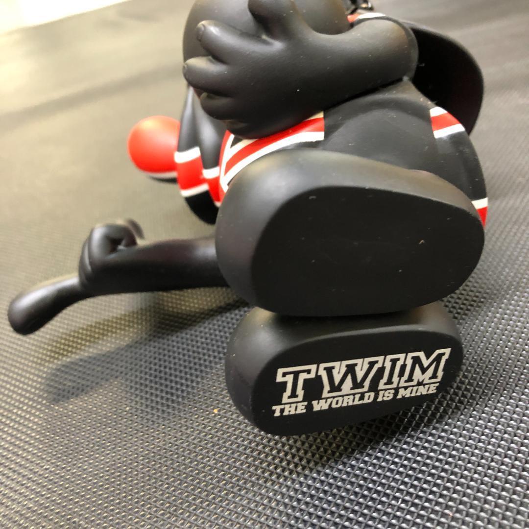 TWIM ツイム ボマーキッド ソフビ ユニオンジャック 黒 赤 白