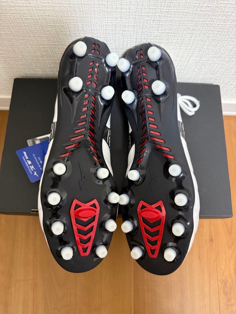 新品未使用Mizunoモレリアネオ4 27.5cm 「値引き交渉可」