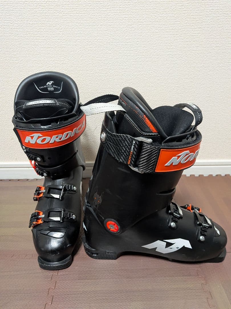 スキー DOBERMANN GP 130