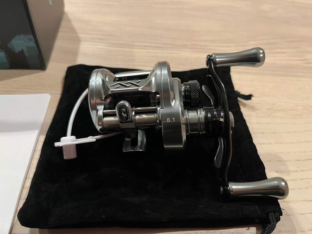 LOONGZE B51 MC ベイトリール　シルバー　未使用品