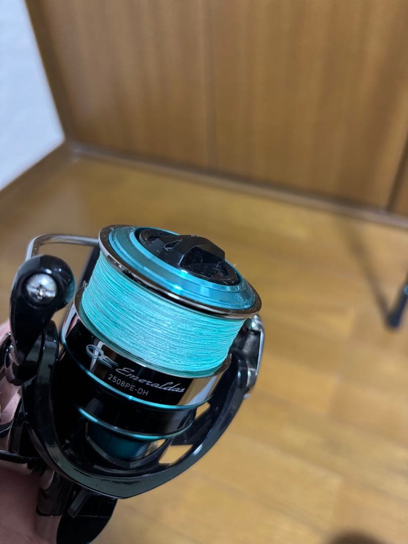 Daiwa エメラルダス 2508PE-DH スピニングリール