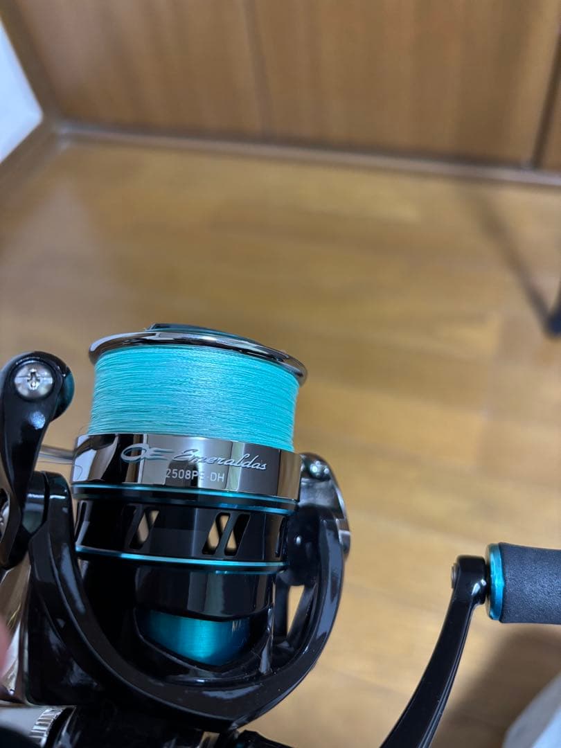 Daiwa エメラルダス 2508PE-DH スピニングリール