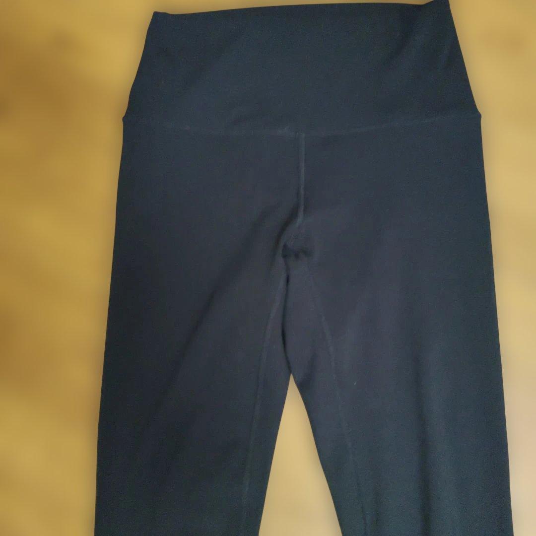 SUKLA.タンクトップ、レギンスセット、