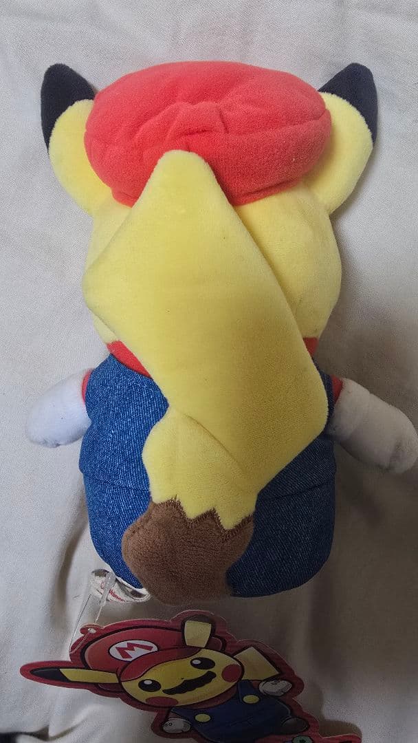 ポケモンセンター限定品　マリオ　ルイージ　ピカチュウ　ぬいぐるみ